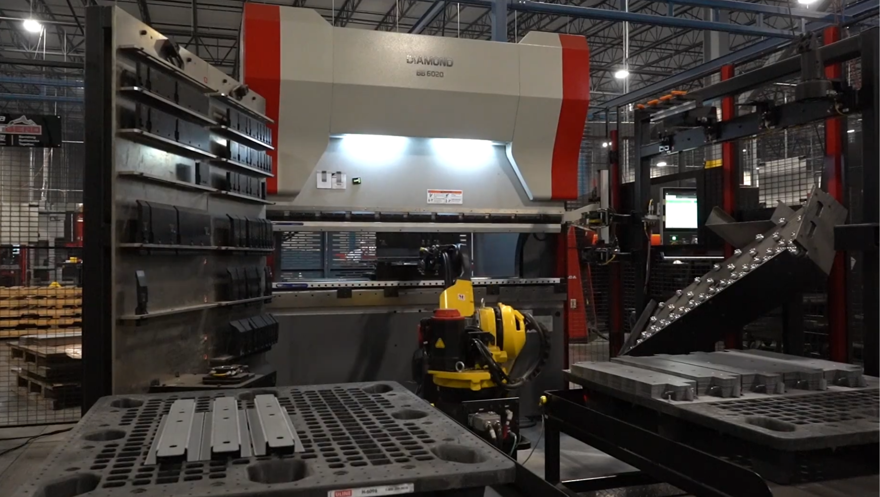 PRESS BRAKE AUTOMATION