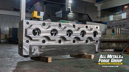 Superior quality custom open-die forged parts and seamless rolled rings.